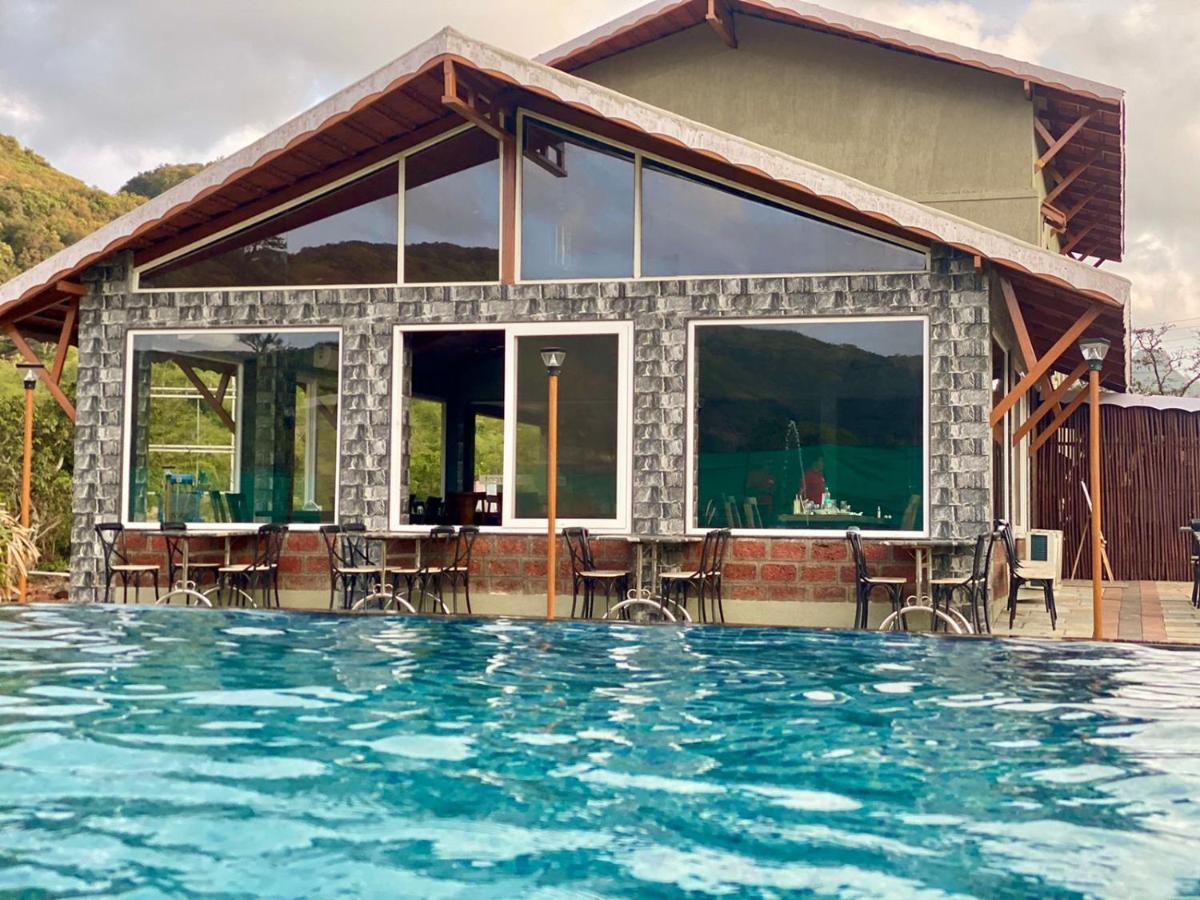 Mastiff Grand La Villae Lonavala Exterior photo