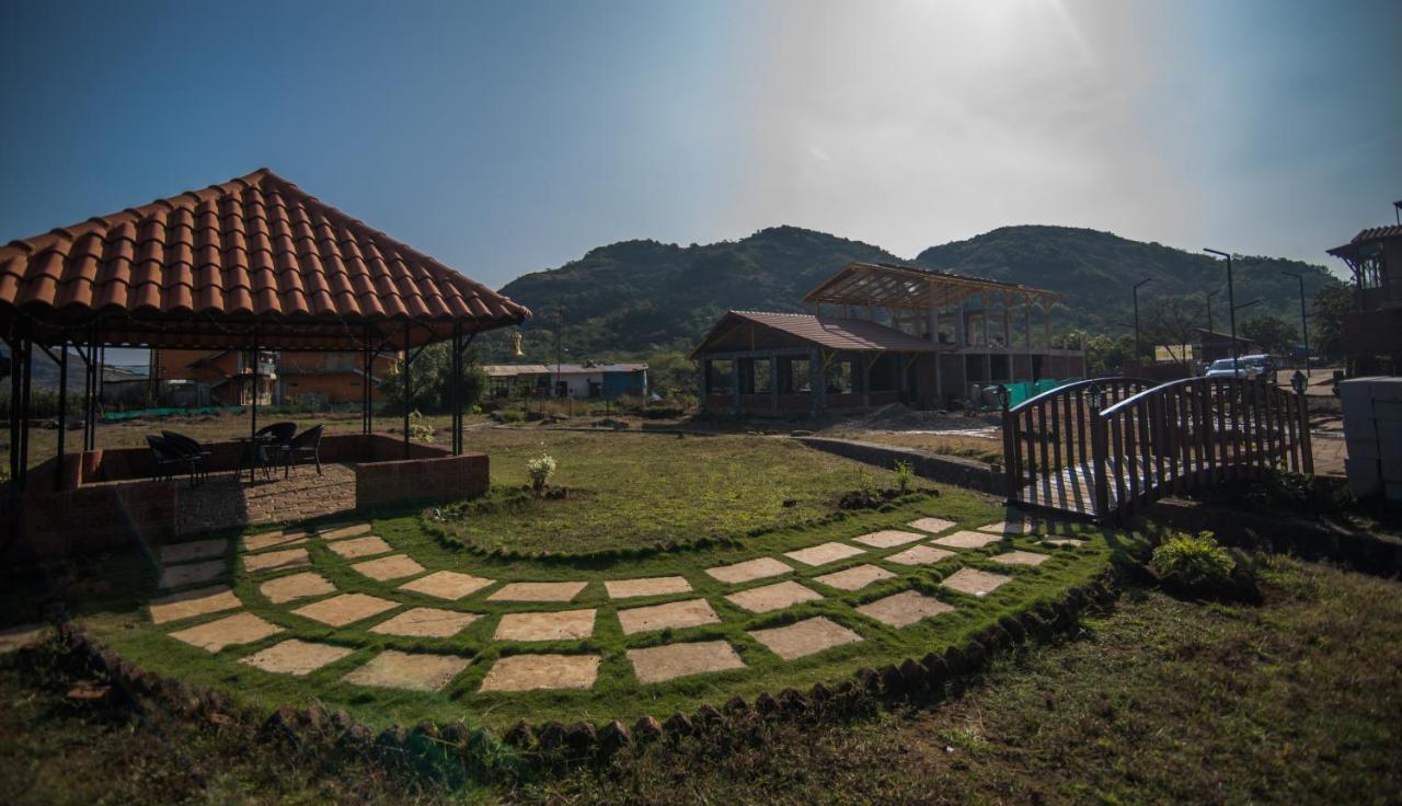 Mastiff Grand La Villae Lonavala Exterior photo