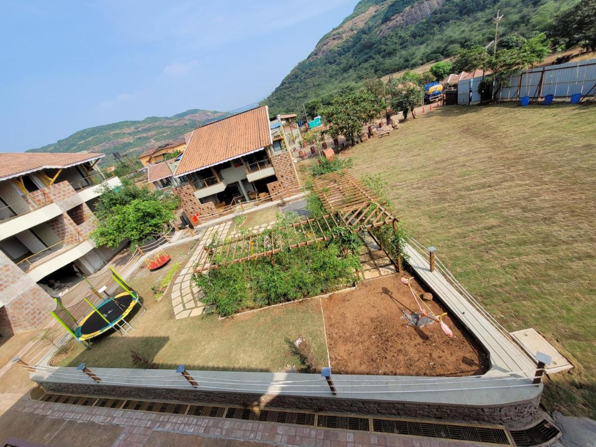 Mastiff Grand La Villae Lonavala Exterior photo