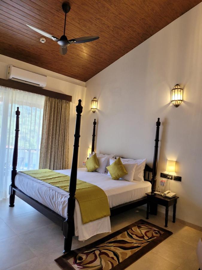 Mastiff Grand La Villae Lonavala Exterior photo