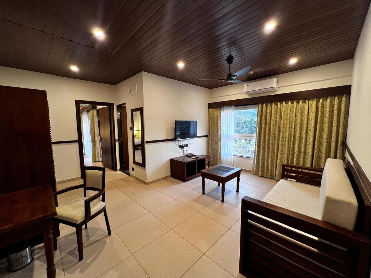 Mastiff Grand La Villae Lonavala Exterior photo