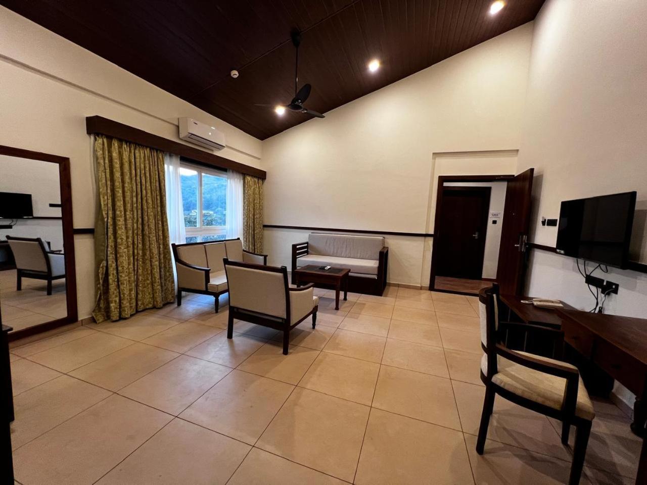 Mastiff Grand La Villae Lonavala Exterior photo