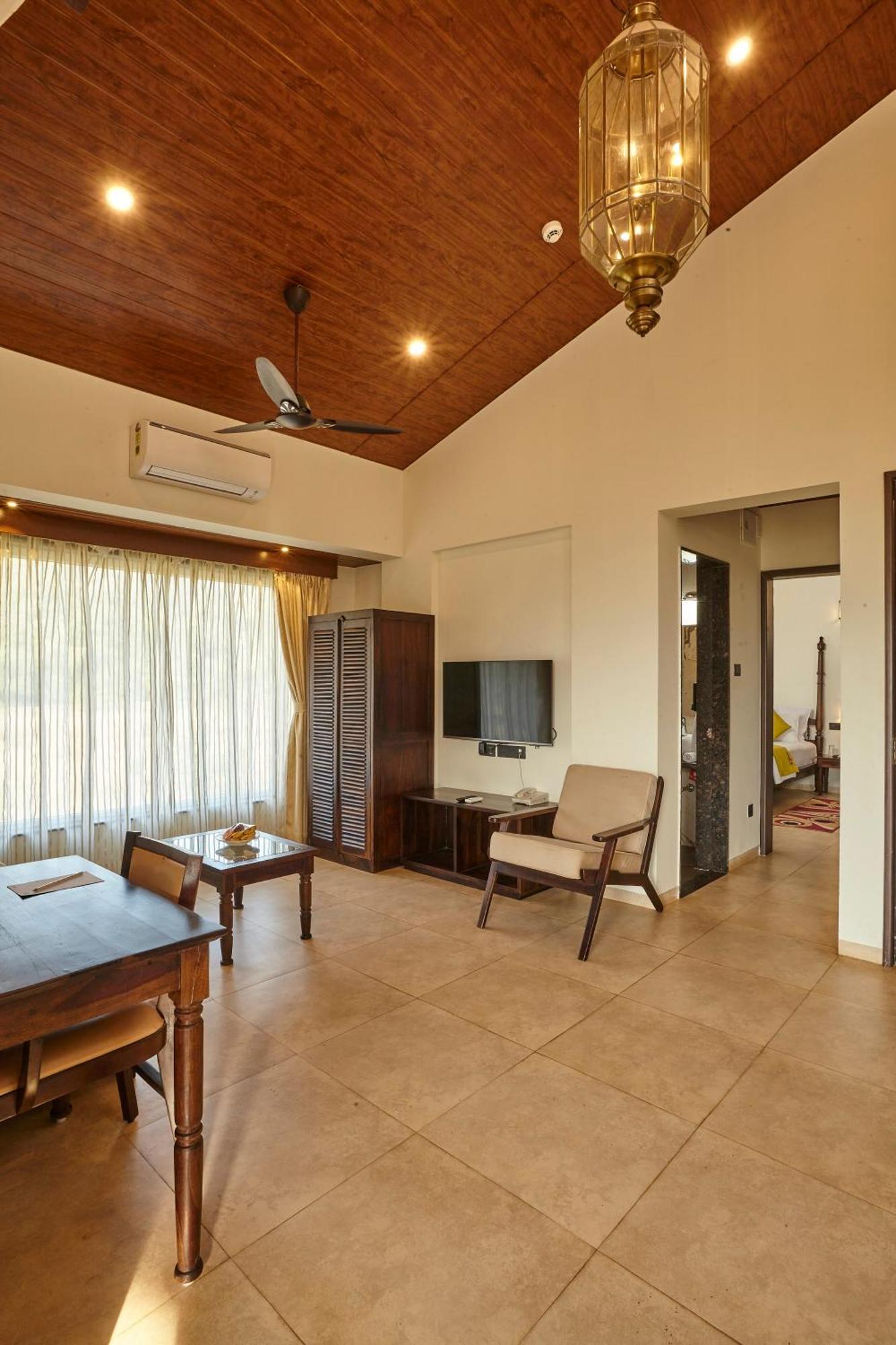Mastiff Grand La Villae Lonavala Exterior photo